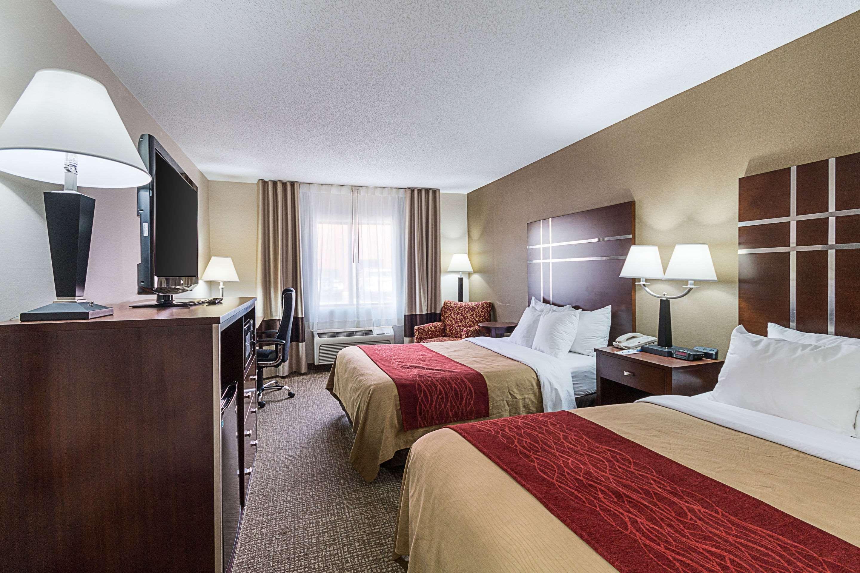 Quality Inn Parkersburg North-Vienna Экстерьер фото